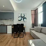 Center - Sols Appartement Tirana