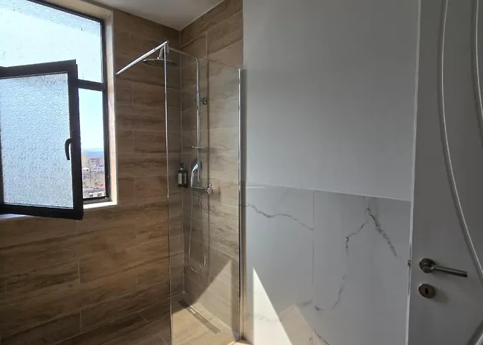 Center - Sols アパート *