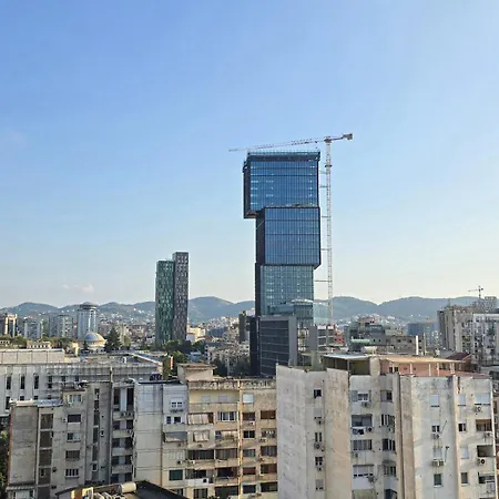 Center - Sols טיראנה